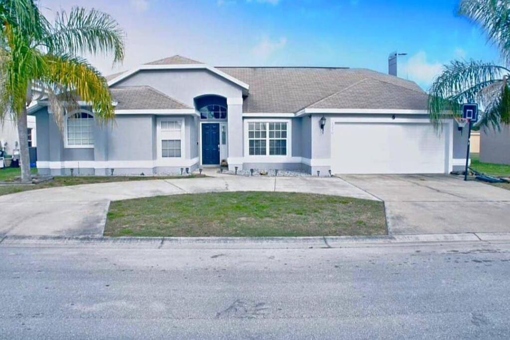 Spacious 4-Bedroom 2-Bath Abode ウィンターヘイブン エクステリア 写真