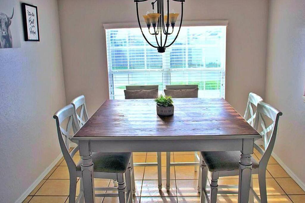 Spacious 4-Bedroom 2-Bath Abode ウィンターヘイブン エクステリア 写真