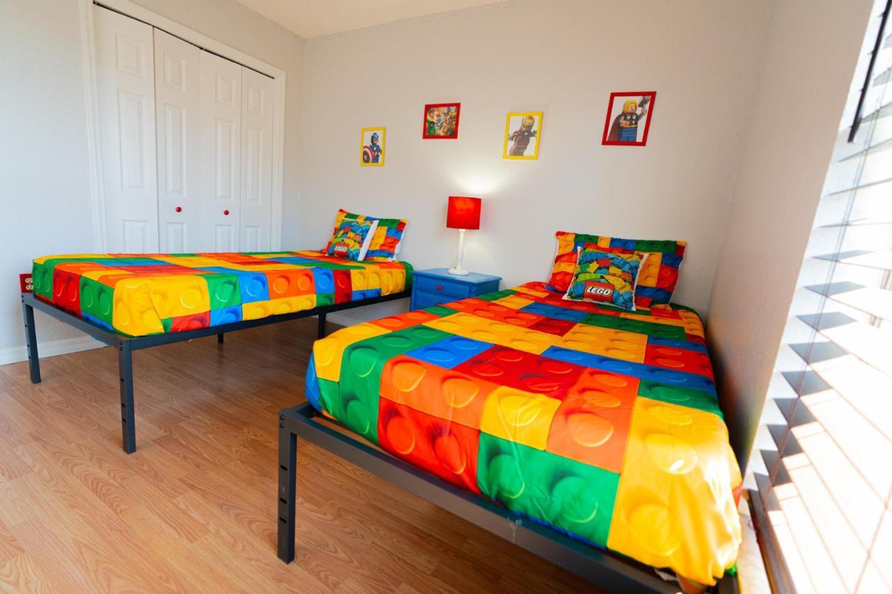 Spacious 4-Bedroom 2-Bath Abode ウィンターヘイブン エクステリア 写真